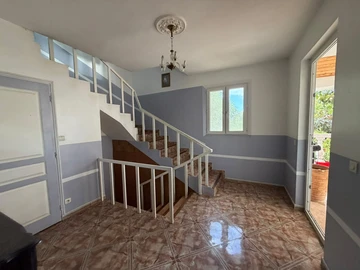 8 Bedroom House
