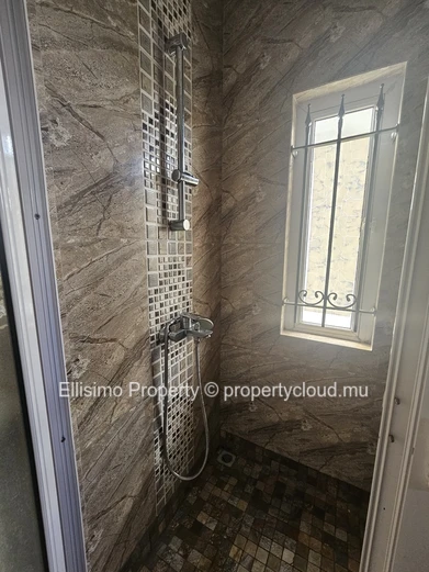 3-bedroom triplex for rent in Grand Baie