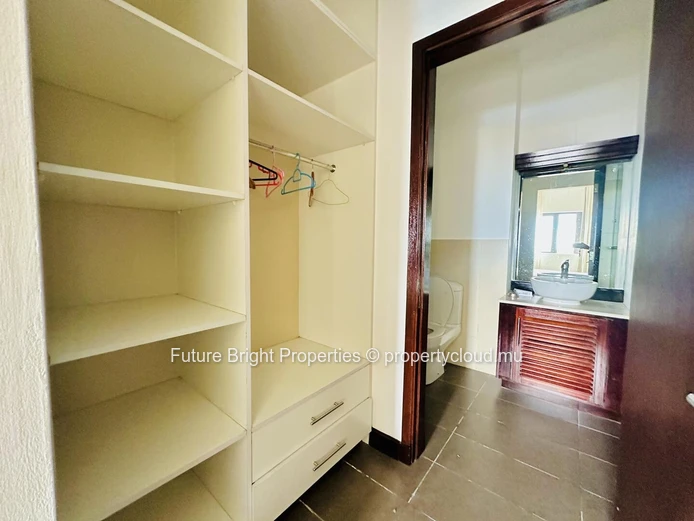 À Louer : Appartement de 3 Chambres dans une Résidence Sécurisée – Disponible fin août 2026 !