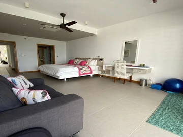 3 Bedroom Townhouse, Duplex
