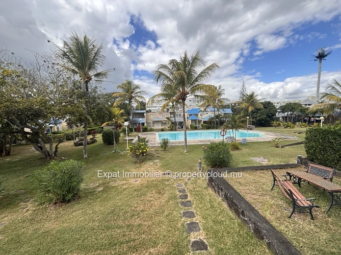 Charmant Duplex En Residence Securisee Avec Piscine & Tennis - Grand Baie