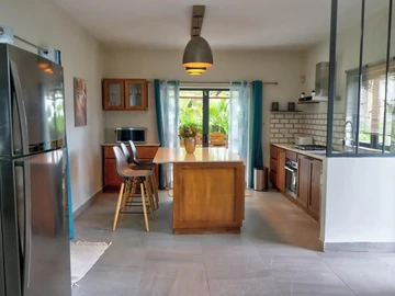 5 Bedroom Villa