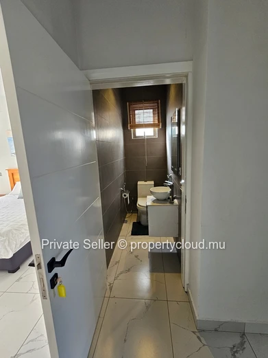 3-Bedroom Penthouse with Private Rooftop & Sea/Mountain Views – Les Voiles, Grand Baie/Pereybere
