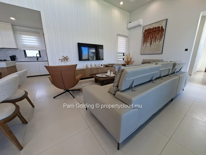 Grand Baie – Maison à vendre – Pam Golding Mauritius