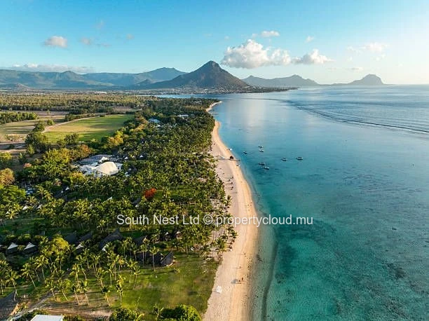 Villa de prestige Smart City avec 4 chambres et piscine privée – Côte ouest de l'île Maurice