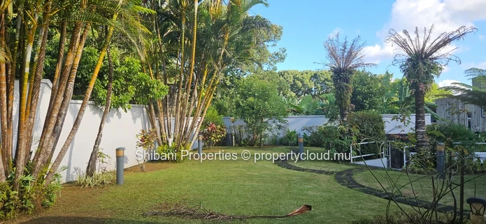 Modern Family Home for Sale – Curepipe
