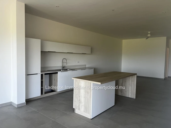 Stunning Apartment for Sale in Belle Vue