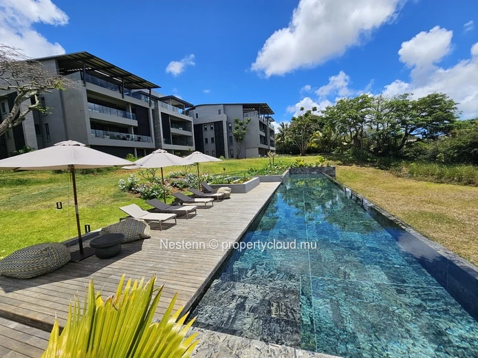 Luxury 4-bedroom en suite apartment with magnificent views of nature, the sea, and the islands of northern Mauritius