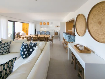 4 Bedroom Apartment