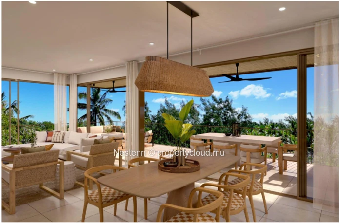Modern penthouse with 3 bedrooms and sea access 
