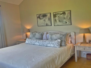 5 Bedroom Villa
