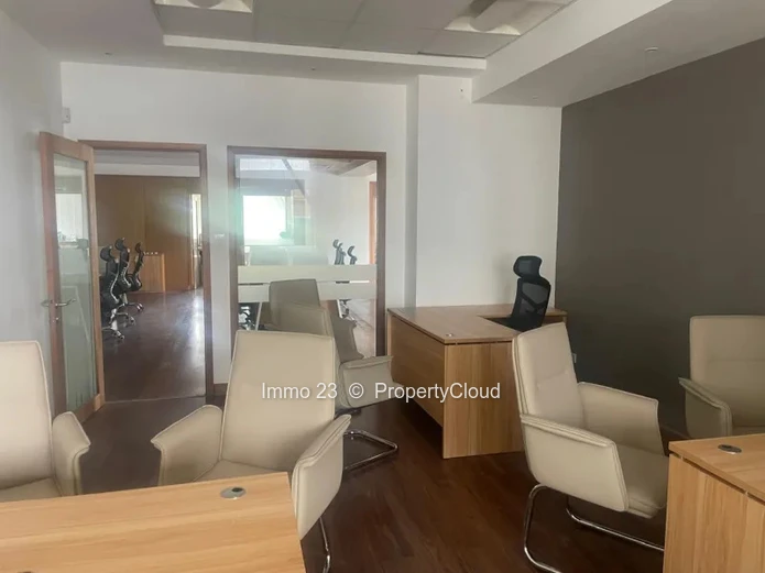 Office - 392m2 - Eb00e8ne - Ref. BU51862LO