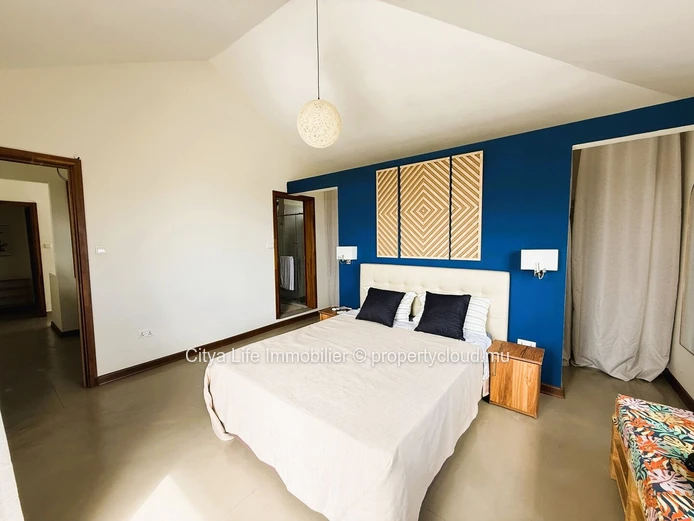 Élégante Maison Meublée avec Vue Panoramique à Flic en Flac