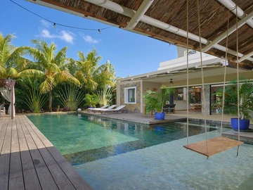 5 Bedroom Villa