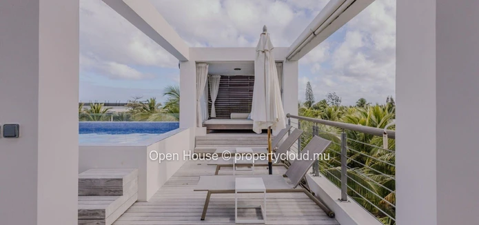 Pereybère # accès privé et vue mer # Penthouse de 359 m2  avec piscine privée et 3 chambres en suite # prix 1.700.000$