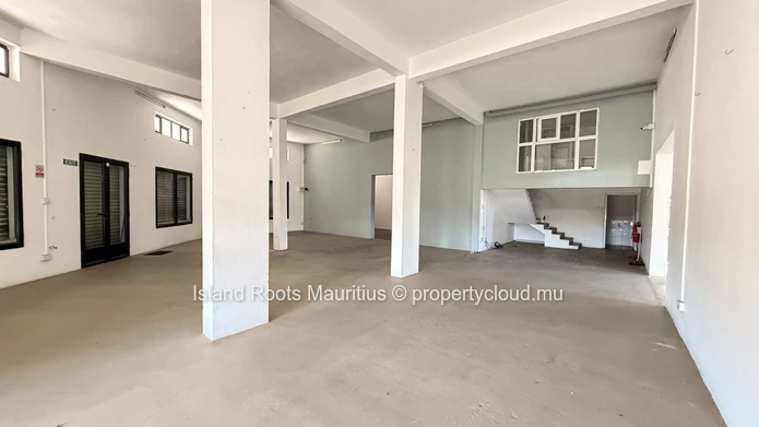 Commercial Space in a Prime Location in The Vale