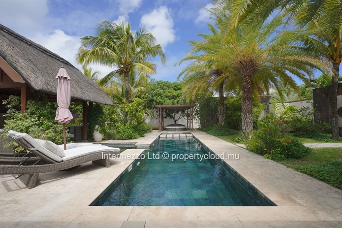 Villa de Luxe à Vendre – Le Clos du Littoral, Grand Baie | 3 Chambres | €