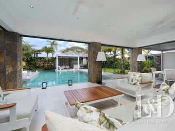 4 Bedroom Villa