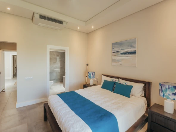 4 Bedroom Villa