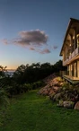 Luxurious Villa with Breath-taking Panoramic Sea Views 