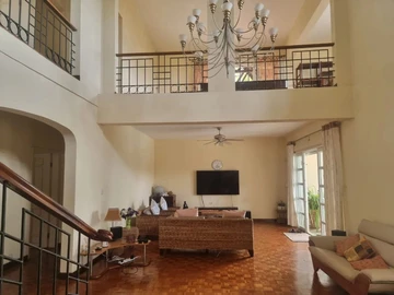 4 Bedroom Villa