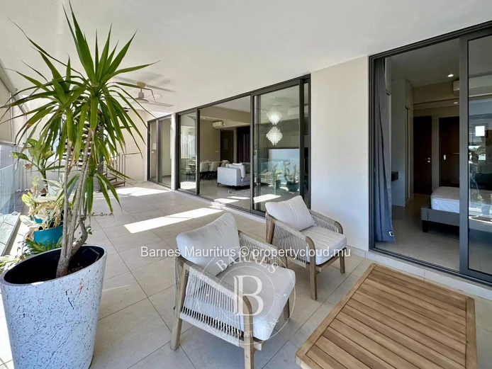POINTE AUX CANONNIERS - Penthouse with lagoon view - 3 bedrooms