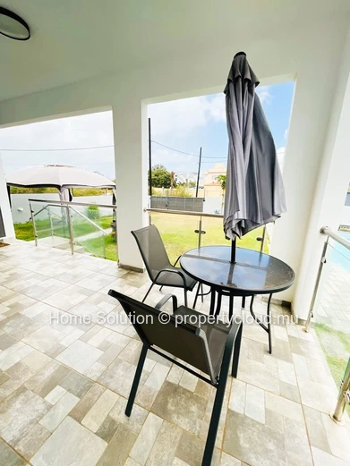 Exclusivité Rare à Pérybère : Appartement de Standing avec Grand Jardin Privé
