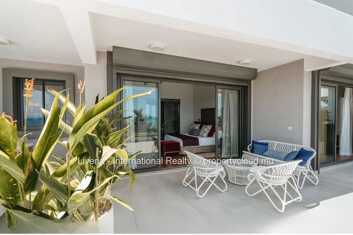 Beachfront Penthouse Living with Open Sea Outlooks