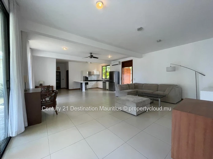 Between lagoon and island lifestyle: villa with pool at the gateway to Cap Malheureux
