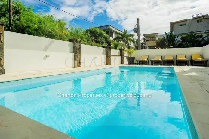 Immeuble de 8 appartements - Une adresse confidentielle à quelques pas de la plage de Trou-aux-Biches