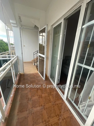  Charming 3-bedroom apartment