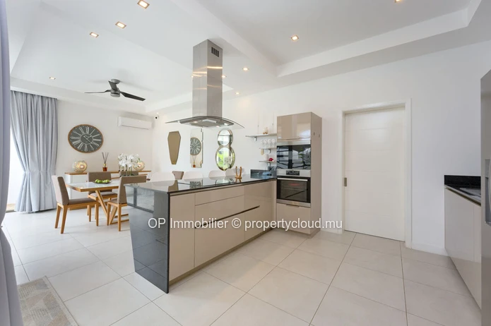Villa de luxe avec piscine à vendre à Cap Malheureux 4 chambres