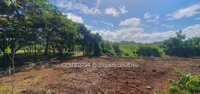 Terrain de 1 Arpent à Vendre – Sodnac