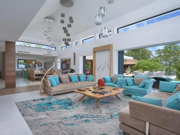 4 Bedroom Villa