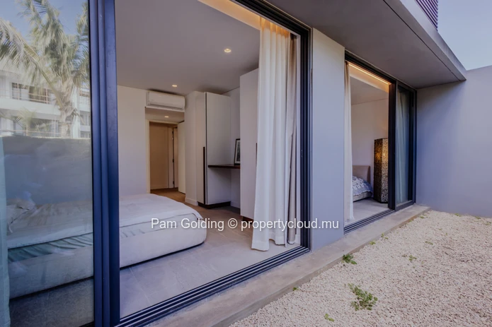 Vivez l'expérience d'être propriétaire de votre propre maison avec vue sur la mer. (Mandat exclusif)