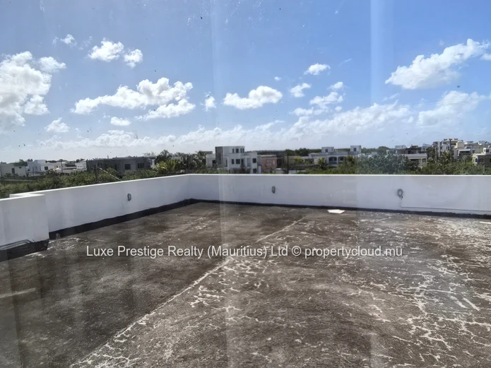 Luxury 4-Bedroom Ensuite Villa for Sale in Mont Choisy | Private Pool | Smart Security | Rs 20M