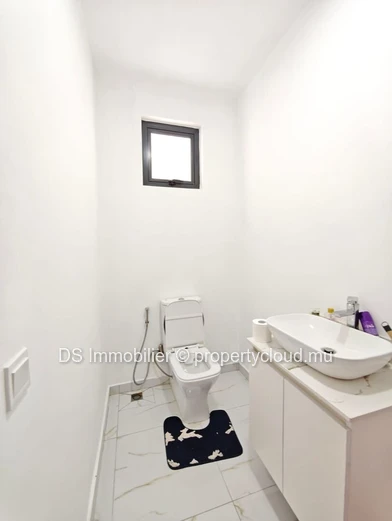 Villa For Rent – Calodyne-North