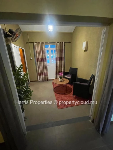 Stylish second-floor penthouse for rent in Pointe aux Piments.