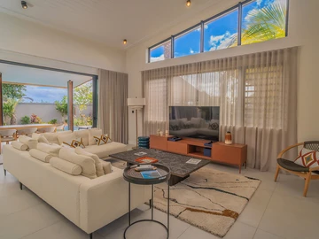 5 Bedroom Villa