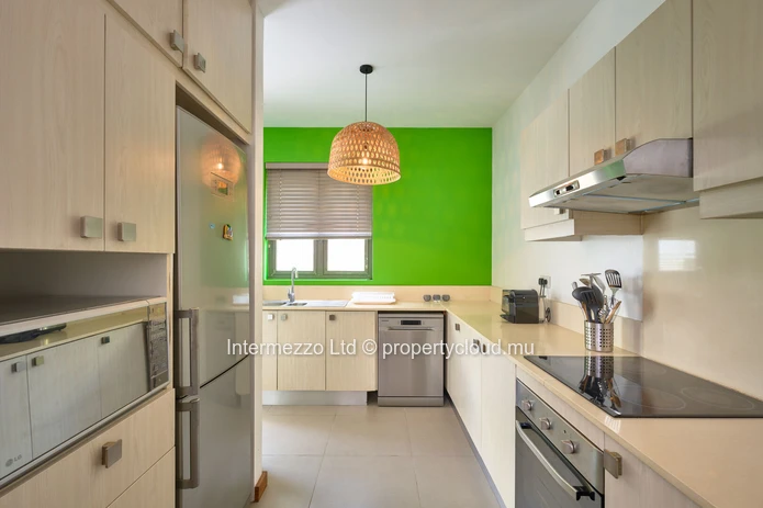 Townhouse 3 chambres à vendre à Péreybère | RES | Plage à pied  | 176 m² |580  000 €