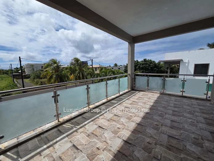 Villa for Rent in Grand Gaube – Spacious Family Home