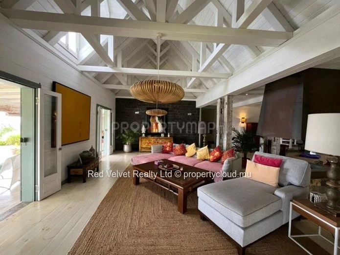 Prestigieuse demeure coloniale à vendre à Mont Piton, Mapou
