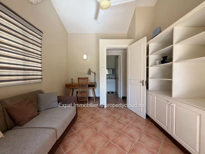 3-Bedroom Family Home with Office, Pool and Mountain Views – For Rent in Tamarin