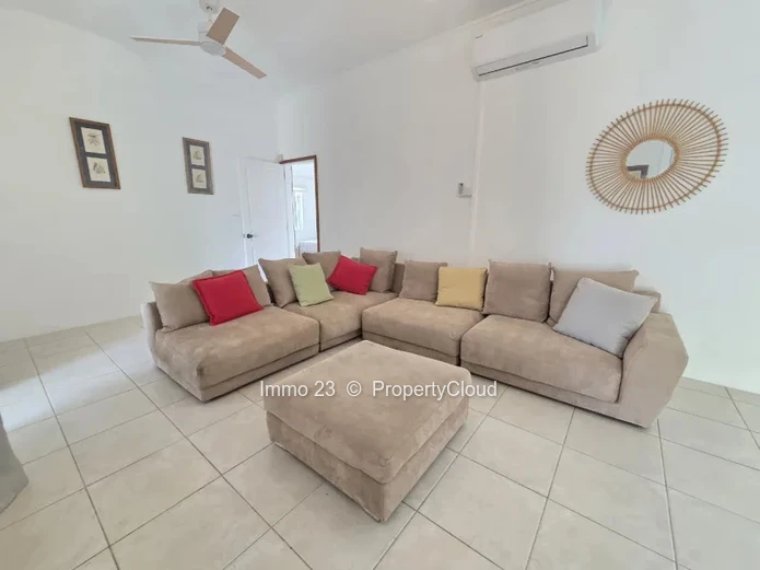 Houses / Villas - 5 bedrooms - Tamarin