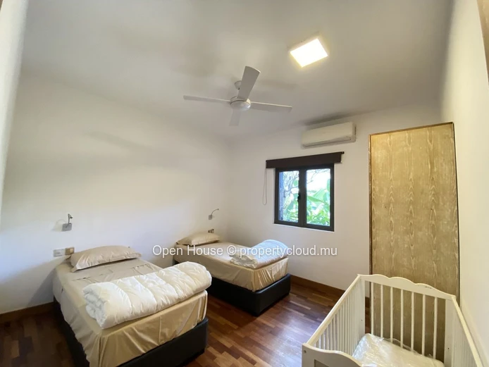 For Rent - Furnished 4-bedroom villa + independent studio - private pool - sought-after complex - ideally located - G...