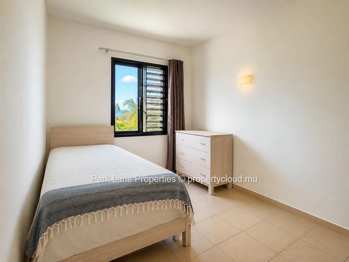 Contemporary townhouse living in the heart of Azuri