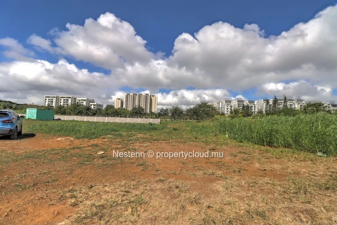 Residential & commercial/residential Plot of 4220.77 