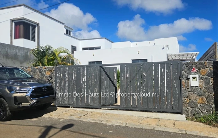 Villa de 3 chambres meublé à fort rendement locatif en vente Grand Baie 