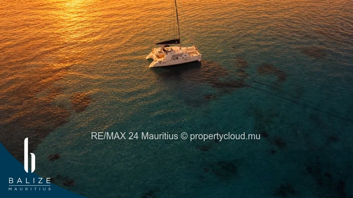Penthouse 3 ch. avec piscine, étrangers acceptés – Cap Malheureux