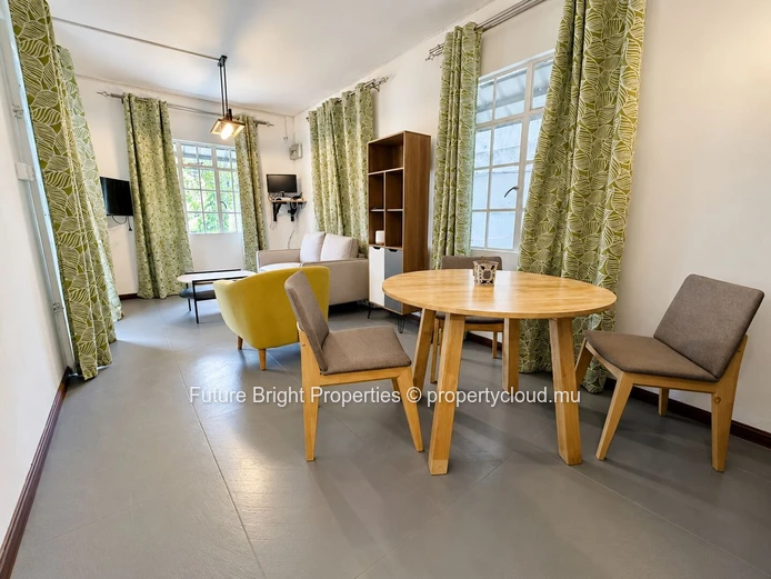 Charmante Maison Côtière à Pointe aux Sables – Vue Mer et Douceur de Vivre